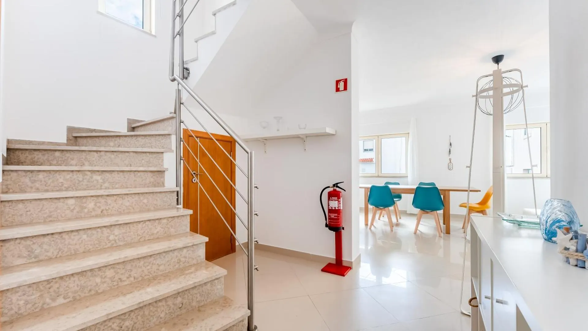 Family-Friendly Home With Ac & Patio By Lovelystay Portimão Dom wakacyjny
