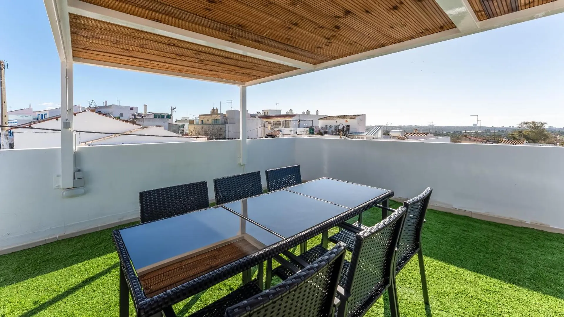 Dom wakacyjny Family-Friendly Home With Ac & Patio By Lovelystay Portimão