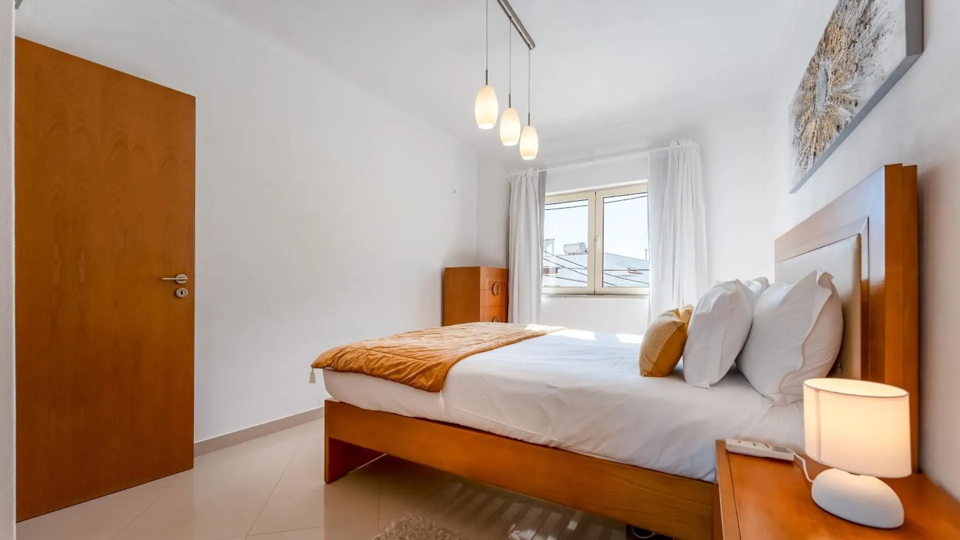 Family-Friendly Home With Ac & Patio By Lovelystay Portimão 0*,