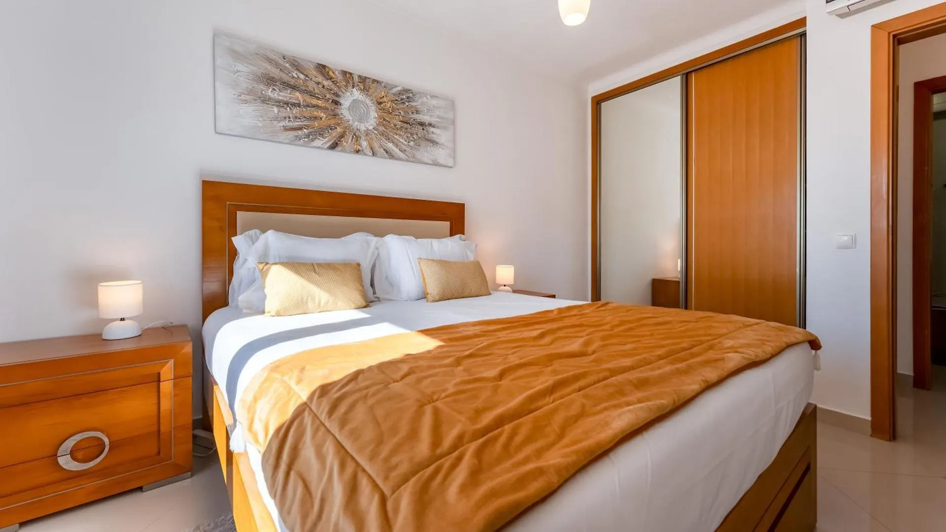 Dom wakacyjny Family-Friendly Home With Ac & Patio By Lovelystay Portimão Portugalia